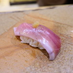 Sushi Matsumoto - 氷見ブリに玉ねぎすりおろし