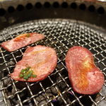 焼肉 最牛 - B　タン、最牛カルビ定食（ライス・プースーお替り自由）　1080円