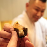 味あら井 - 伊勢海老の海苔巻き
