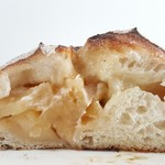 カミバン - 【2017.12】カマンベールりんご(カット断面)