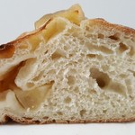 カミバン - 【2017.12】りんごぱん(カット断面)