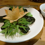 Quan Com Pho - 豚肉香草揚げ