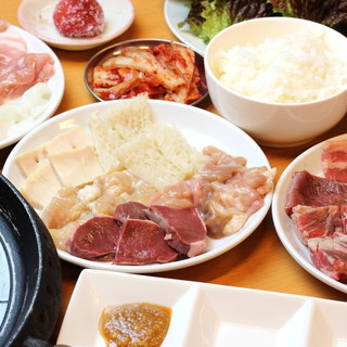 Great deal! All you can eat and drink ◎Samgyeopsal too!? Yakiniku (Grilled meat) has no time limit?!