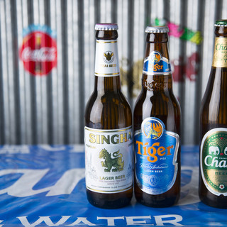 ドリンクはエスニック料理に合う品揃え