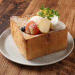 グリーンベーカリー サラダアンドトースト