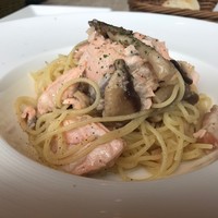 boB the garden Ginza - きのことサーモンのアーリオオーリオ