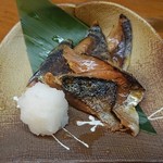 屯 - 越前へしこ鯖炙り