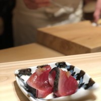 銀座 凛 にしむら - 日本海にいる迷いカツオ。
                  こういうのが美味いんですね〜