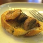 夜景イタリアン＆肉バル GB  - 「小エビとマッシュルームのアヒージョ」