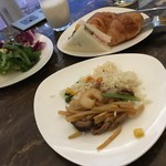 Asiana Business Class Lounge - 