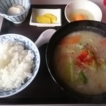 ドライブイン藤原駅 - 豚汁定食