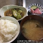 Okonomiyaki Izakaya Teppanyaki Tonkyuu - 焼きそば定食（ご飯・味噌汁・小鉢・漬物）