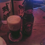 ビリー・バルゥーズ・ビア・バー - スリランカの黒ビール