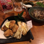 ふじ - ランチでも 人気の唐揚げ   チーズ揚げ  あさりの酒蒸し 刺身も売りです