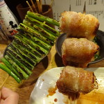 秋元屋 - ニンニク芽　えのき肉巻