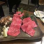 炭火焼肉 日本橋イタダキ - 