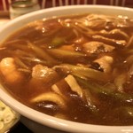 味奈登庵 - #食べログ的に撮るとこうなる。  
      カレーのつゆ、肉もネギもしっかり入っており、好印象。