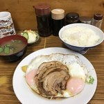 とんかつ八千代 - 