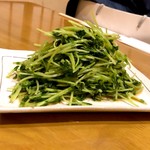 Shanhai Kurabu - 青菜炒め