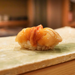 東麻布 天本 - 赤貝