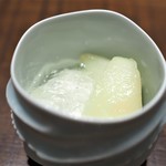 傳 - クリームチーズと洋梨　コアントローのジュレ