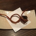 にょろ助 瓢六亭 - 骨せんべいとかぶと揚げ