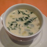 ラ・ポスト - スープ：牡蠣のクラムチャウダー♪あったまります(*^_^*)