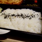 勝烈亭 - ［2017/11］ミックス弁当・梅(1300円＋税)