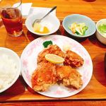 北京館 - 唐揚げ定食（半ライス）777円