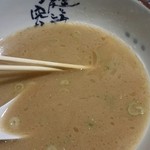 横濱家 - スープはこんな感じ！