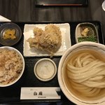 讃岐うどん 白庵 - とり天セット・ひやひや(820円)＋かやくご飯(200円)