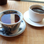 三年番茶(400円)と玄米珈琲(400円)