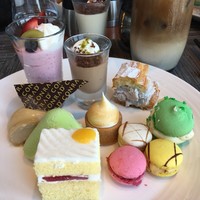 アトモス・ダイニング - 