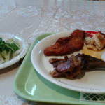 ザ アミーゴス 大垣店 - 各料理を分けて盛り付けるのは邪道っぽいです