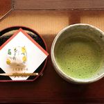 旅館大橋 - 到着時に飲んだお抹茶と和菓子