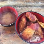 丸善水産  - カキフライ丼（牡蠣の味噌汁、牡蠣の佃煮、香の物付）