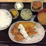 お家のごはん かれん - H.29.9.16.昼 ミックスフライ定食 850円税込