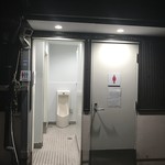 たべ処のみ処 すけぞう - お手洗いは外で～す！