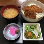 いっちゃん庭 - ソースかつ丼セット