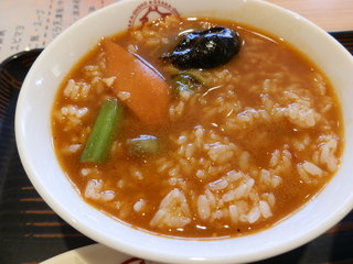 Oosaka Oushou Soja Ten - ご飯にスープを入れて雑炊風で食べる