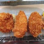 とんかつ マンジェ - 自家製カニクリームコロッケ