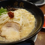 麺や 虎我 - ちかっぱとんこつラーメン  850円