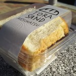 スペイン窯 パンのトラ - 八丁味噌のカツサンド390円