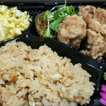 ランチタイム - 日替り¥450(塩唐揚げ)