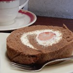 夢や - 「イチゴのロールケーキ」