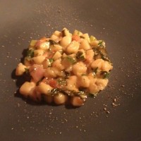 フィオッキ - 岡山から届く山羊のチーズのニョケッティ　野菜のインティンゴロ　タイムバターで
