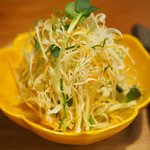 立場割烹 SSAW - 季節の贅沢御膳 1000円 の七種の野菜サラダ