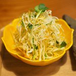 立場割烹 SSAW - 季節の贅沢御膳 1000円 の七種の野菜サラダ