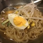 焼肉ギュウミー - 盛岡冷麺（キムチ別盛）ハーフ  880yen。