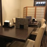 うなぎ専門店 元町 濱新 - 店内